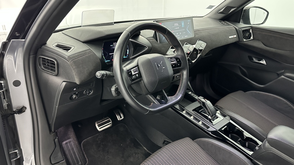 DS DS3 Crossback 50 kWh E-Tense 136ch Performance Line + - ref: 8-GLI00011774 - Photo 6