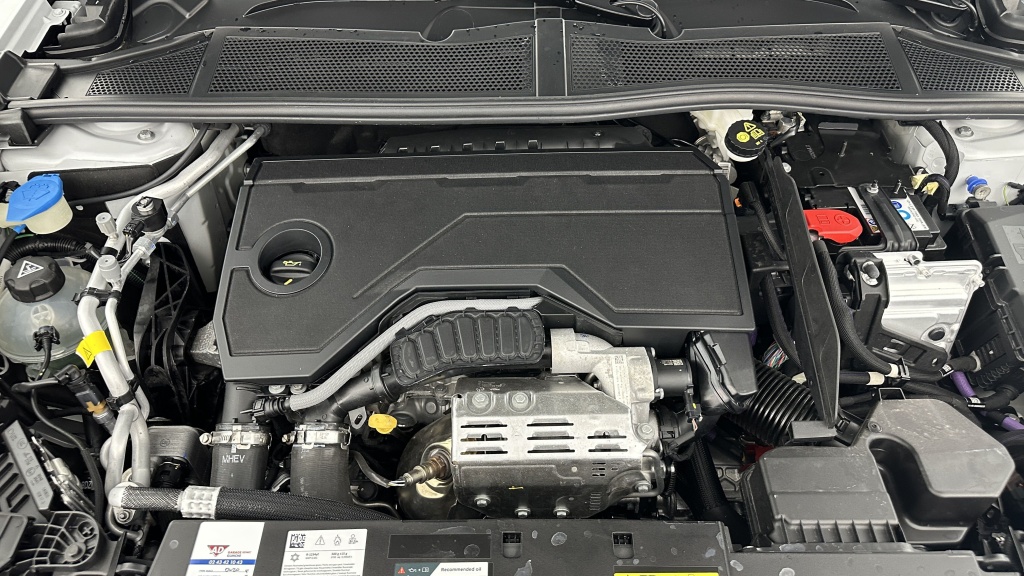 PEUGEOT 308 1.2 Hybrid 136ch Allure e-DCS6 - ref: 8-GLI00012401 - Photo 11