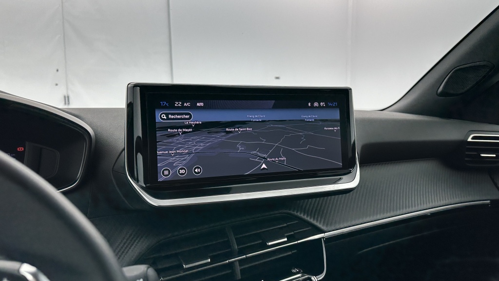 PEUGEOT 2008 II 1.2 Hybrid 145ch Allure e-DCS6 - ref: 8-GLI00012408 - Photo 19