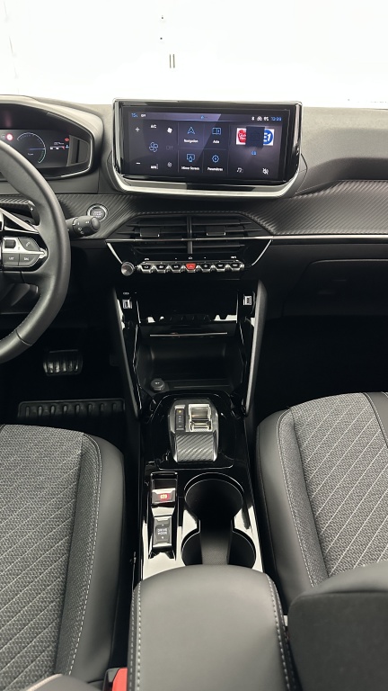 PEUGEOT 2008 II 1.2 Hybrid 136ch Allure e-DCS6 - ref: 8-GLI00012409 - Photo 15