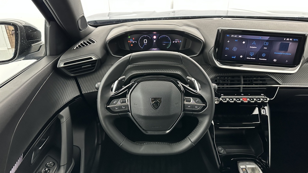 PEUGEOT 2008 II 1.2 Hybrid 145ch Allure e-DCS6 - ref: 8-GLI00012414 - Photo 14