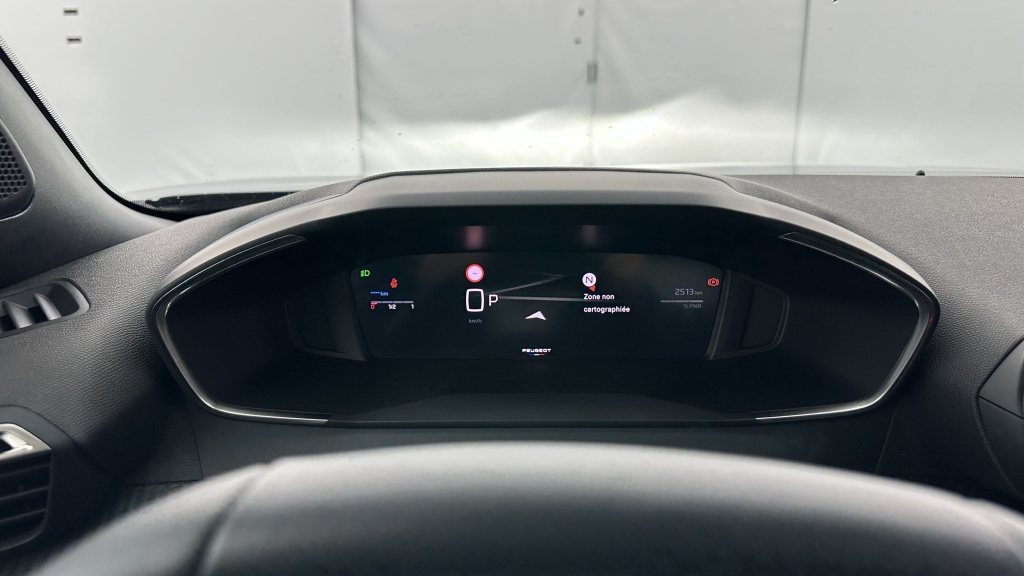PEUGEOT 2008 II 1.2 Hybrid 145ch Allure e-DCS6 - ref: 8-GLI00012423 - Photo 15