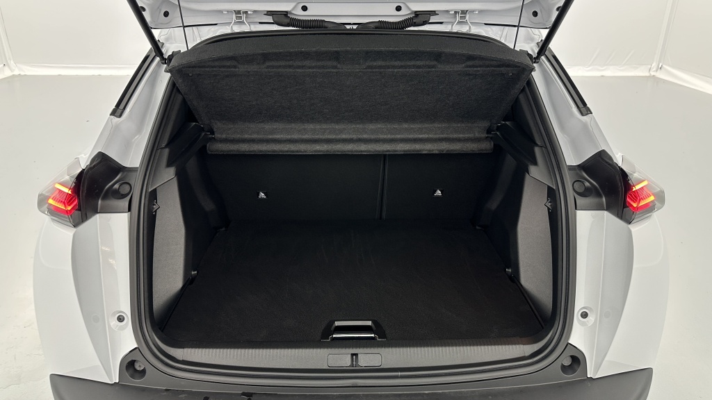 PEUGEOT 2008 II 1.2 Hybrid 136ch Allure e-DCS6 - ref: 8-GLI00012451 - Photo 10