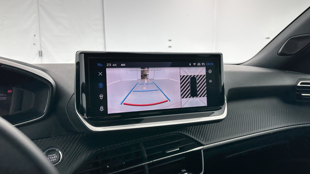 PEUGEOT 2008 II 1.2 Hybrid 136ch Allure e-DCS6 - ref: 8-GLI00012451 - Photo 19