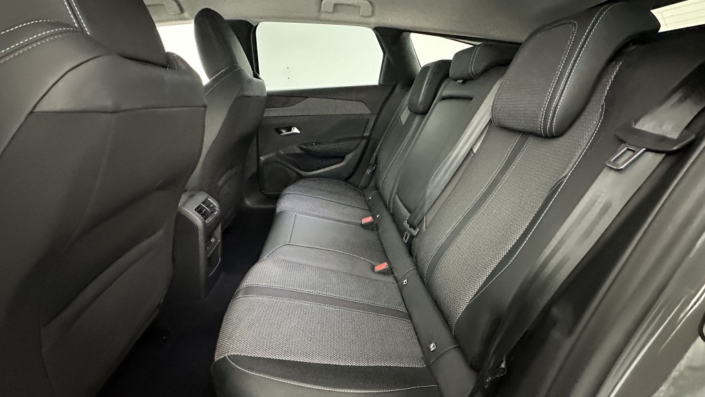 PEUGEOT 308 SW 1.2 Hybrid 145ch Allure e-DCS6 - ref: 8-GLI00012453 - Photo 9