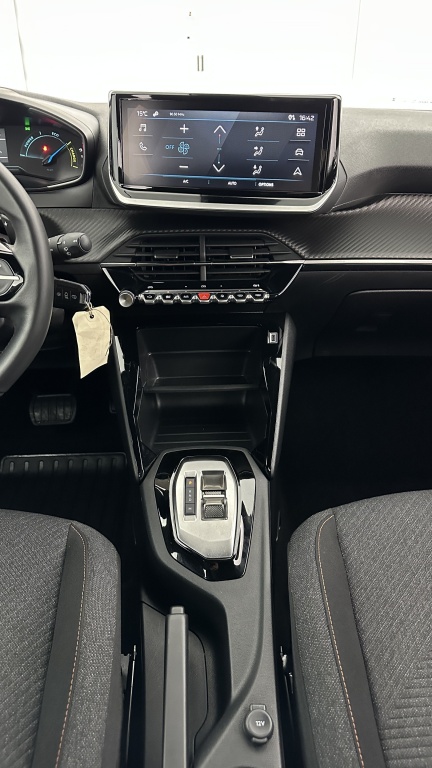 PEUGEOT 2008 II 1.2 Hybrid 145ch Style e-DCS6 - ref: 8-GLI00012454 - Photo 14
