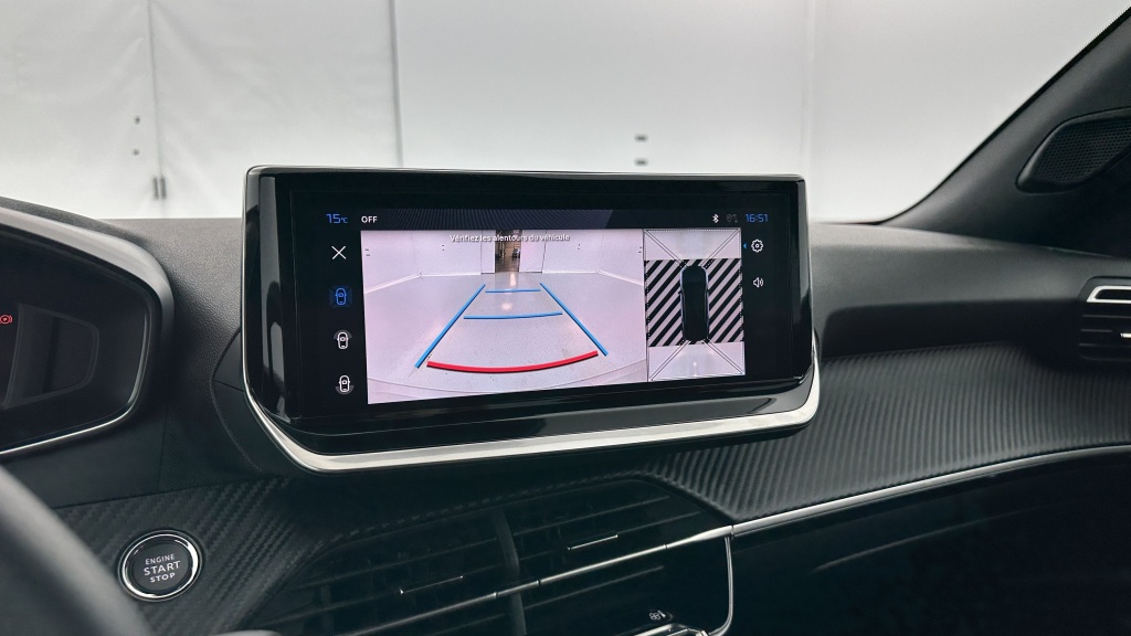 PEUGEOT 2008 II 1.2 Hybrid 136ch Allure e-DCS6 - ref: 8-GLI00012469 - Photo 18