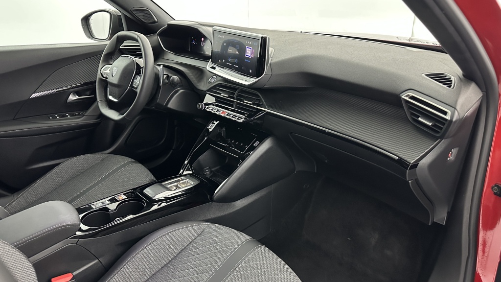 PEUGEOT 2008 II 1.2 Hybrid 145ch Allure e-DCS6  - ref: 8-GLI00012505 - Photo 8