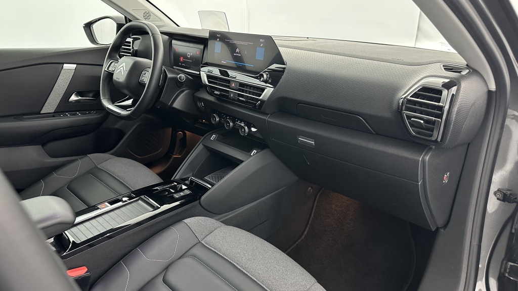 CITROEN C4 III 1.5 BlueHDi 130ch Shine EAT8 - ref: 8-GLI00012707 - Photo 8