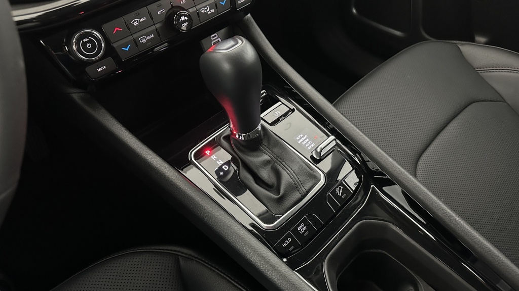 JEEP Compass II 1.3 Turbo T4 240ch PHEV 4xe Trailhawk AT6 eAWD - ref: 8-GLI00015696 - Photo 17