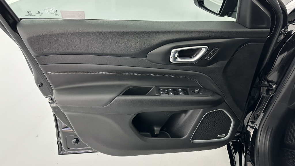 JEEP Compass II 1.3 Turbo T4 240ch PHEV 4xe S AT6 eAWD - ref: 8-GLI00015698 - Photo 13