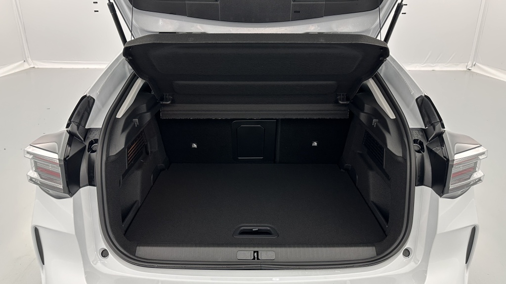 CITROEN C4 1.2 Hybride 145ch Max e-DCS6 - ref: 8-GLI00018729 - Photo 10