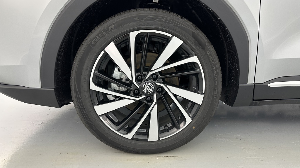 MG ZS 1.5 L Hybrid+ 197ch Luxury - ref: 8-GLI00019925 - Photo 12