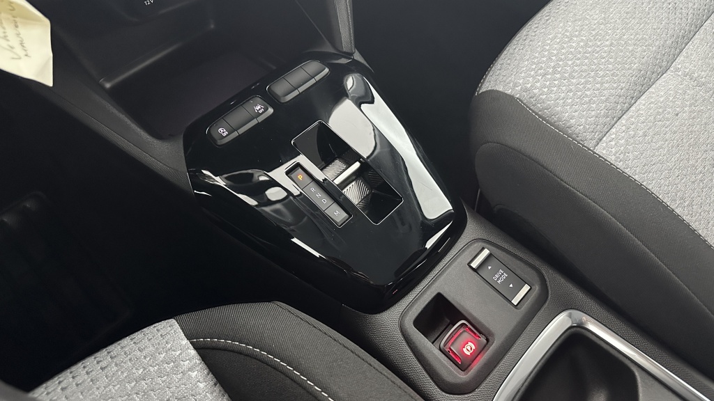 OPEL Corsa VI 1.2 Turbo 100ch BVA8 - ref: 8-GLI00021501 - Photo 17