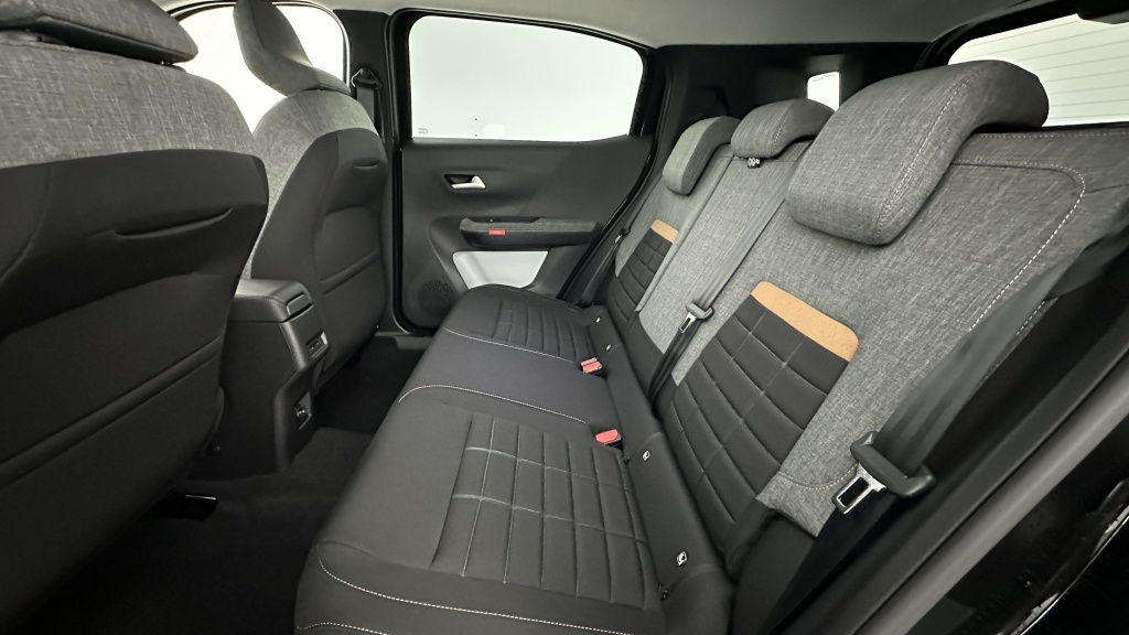 CITROEN C3 Aircross 1.2 Hybride 145ch Plus e-DCS6 - ref: 8-GLI00022962 - Photo 9