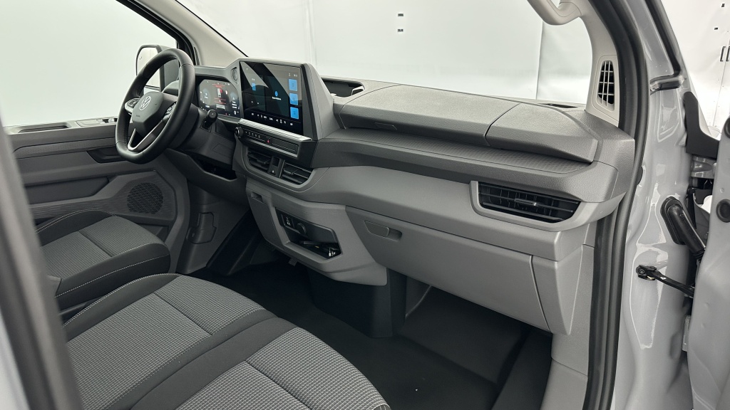 VOLKSWAGEN Transporter T7 L1H1 2.0 TDI 150ch Business BVA8 - ref: 8-GLI00024049 - Photo 7