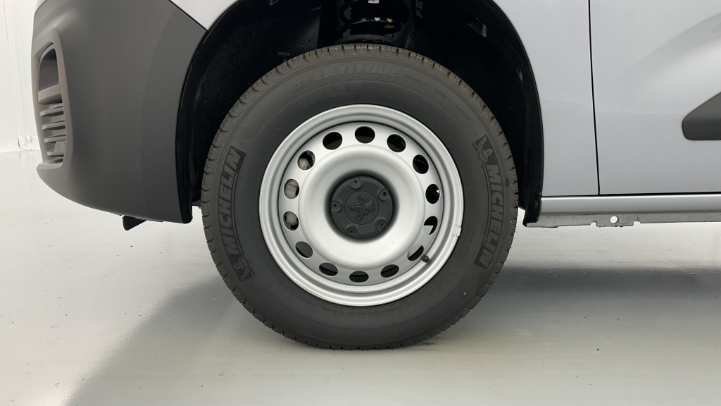 DANGEL PARTNER M 650 1.5 BlueHDi 130ch 4WD by DANGEL - ref: 8-GLI00025556 - Photo 10