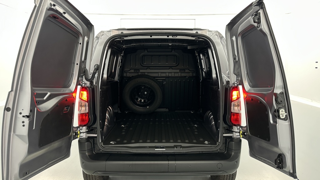 DANGEL PARTNER M 650 1.5 BlueHDi 130ch 4WD by DANGEL - ref: 8-GLI00025558 - Photo 9