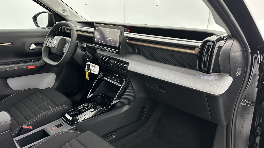 CITROEN C3 Aircross 1.2 Hybride 145ch Plus e-DCS6 - ref: 8-GLI00025859 - Photo 8