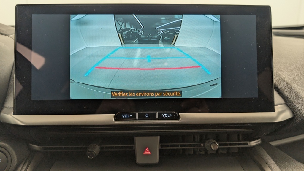 TOYOTA C-HR Hybride Rechargeable 225 Design - ref: 8-GLI00026167 - Photo 17