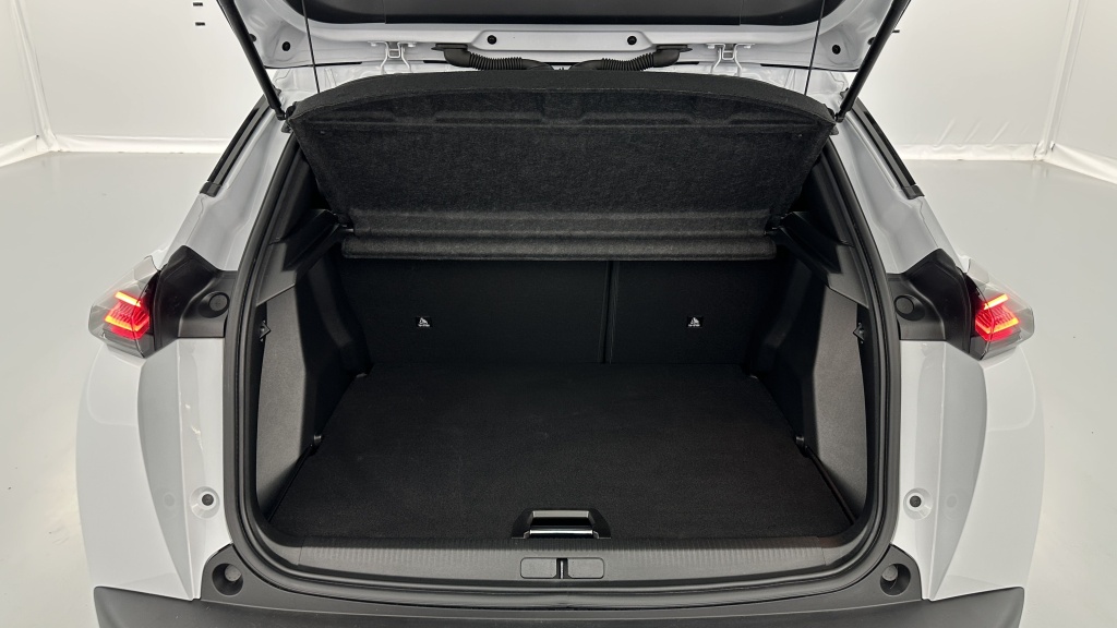 PEUGEOT 2008 II 1.2 Hybrid 136ch Allure e-DCS6 - ref: 8-GLI00026365 - Photo 10