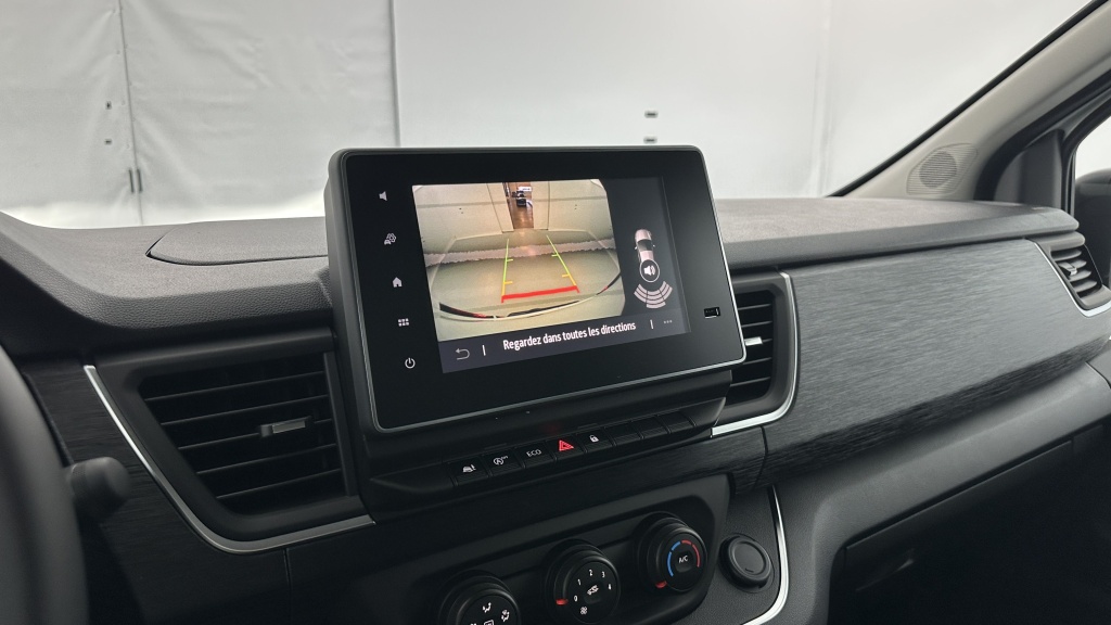 RENAULT Trafic L2H1 3000 2.0 dCi 150ch Advance - ref: 8-GLI00026545 - Photo 12