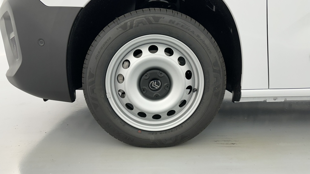 CITROEN Berlingo Van XL 950kg 1.5 BlueHDi 130ch EAT8 - ref: 8-GLI00026779 - Photo 10