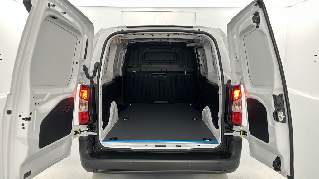 CITROEN Berlingo Van XL 950kg 1.5 BlueHDi 130ch EAT8 - ref: 8-GLI00026781 - Photo 9
