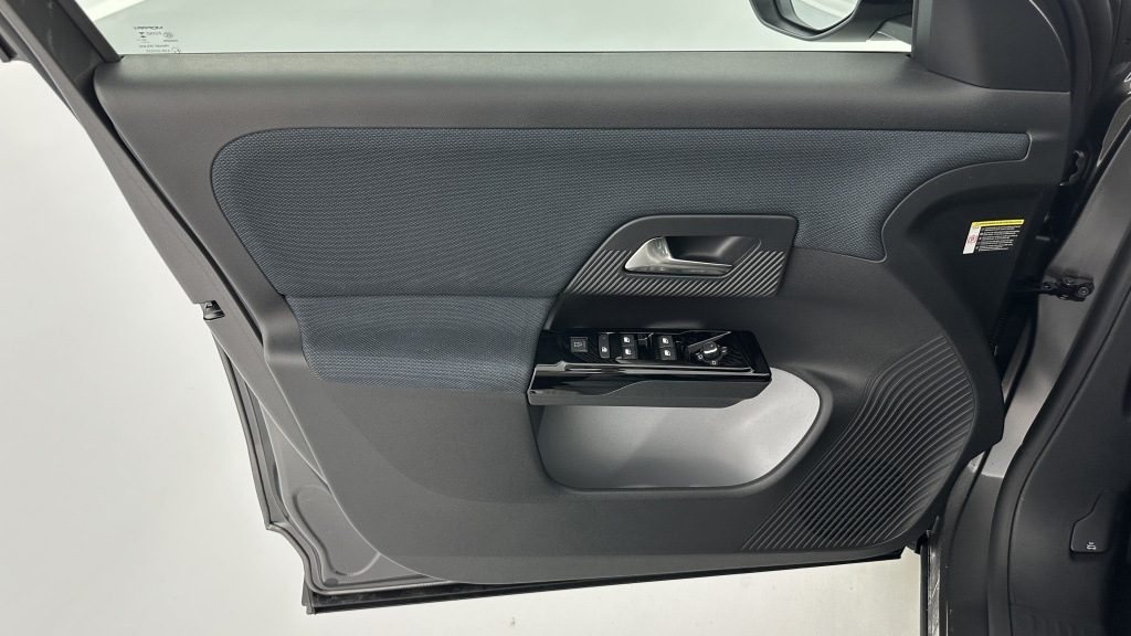 CITROEN C5 Aircross 1.2 Hybride 145ch Plus e-DCS6 - ref: 8-GLI00027920 - Photo 13