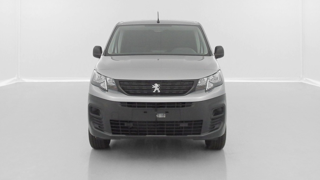 DANGEL Partner M 650 1.5 BlueHDi 130ch 4WD by DANGEL - ref: 8-GLI00032212 - Photo 2