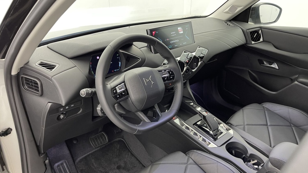DS DS3 Crossback E-Tense Rivoli 136ch - ref: 8-GLI00236775 - Photo 6