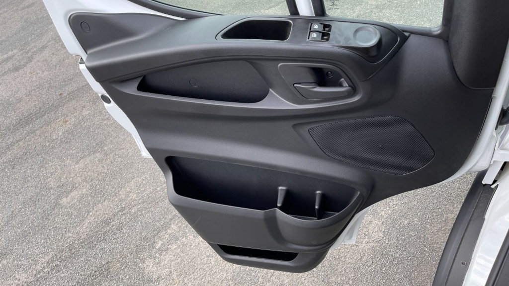 IVECO Daily 35S14H 3450 2.3 136ch Nacelle Palfinger P200A-R - ref: 8-GLI00238671 - Photo 8