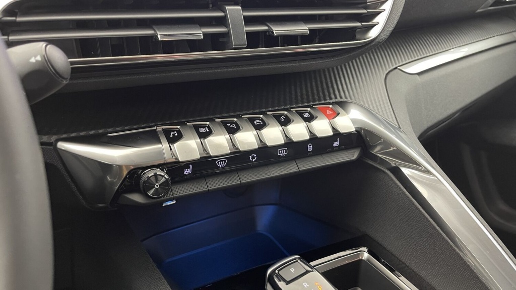 PEUGEOT 3008 III 1.2 PureTech 130ch Active Pack EAT8 - ref: 8-GLI00244468 - Photo 20