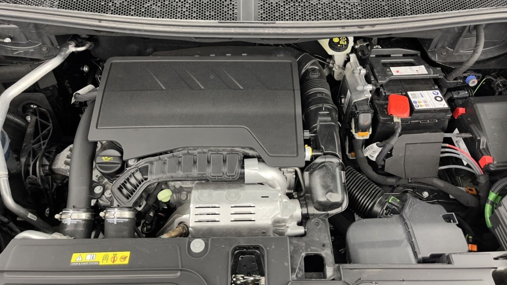 PEUGEOT 5008 III 1.2 PureTech 130ch GT EAT8 - ref: 8-GLI00258895 - Photo 12