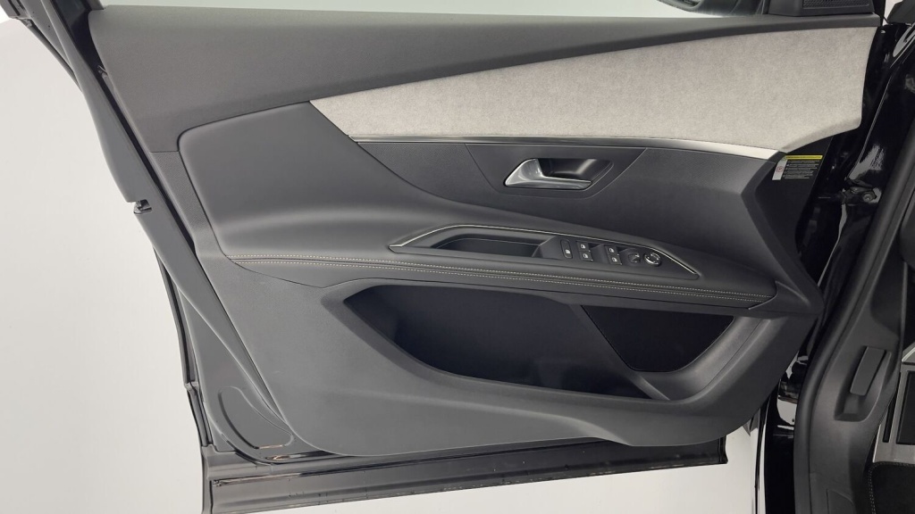 PEUGEOT 5008 III 1.2 PureTech 130ch GT EAT8 - ref: 8-GLI00258895 - Photo 14