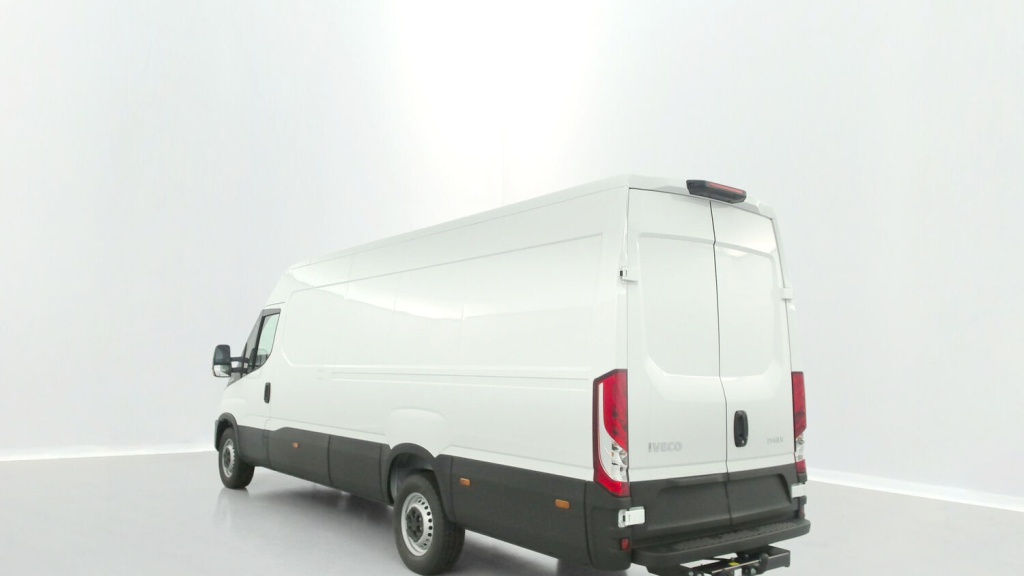 IVECO Daily III 35S18HA8 4100 3.0 180ch 16m³ - ref: 8-GLI00270748 - Photo 5