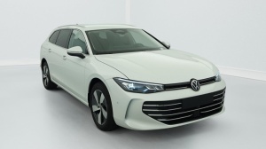 VOLKSWAGEN Passat SW en vente à marchand - ref: 1-353756