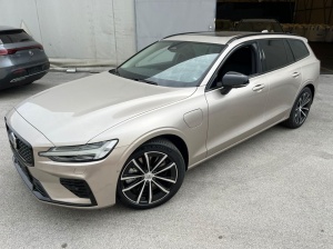 VOLVO V60 en vente à marchand - ref: 4-132273