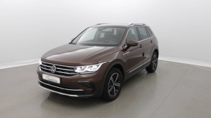 VOLKSWAGEN Tiguan en vente à marchand - ref: 5-1332810