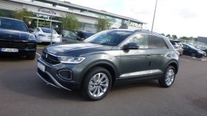 VOLKSWAGEN T-Roc en vente à marchand - ref: 5-1359691
