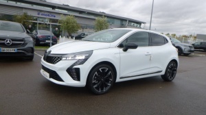 RENAULT Clio en vente à marchand - ref: 5-1378980